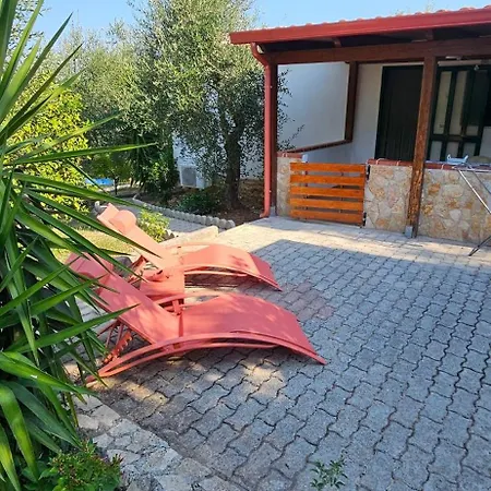 Zwei-zimmer-ferienhaus 11 In Der Residenz Liberato Peschici
